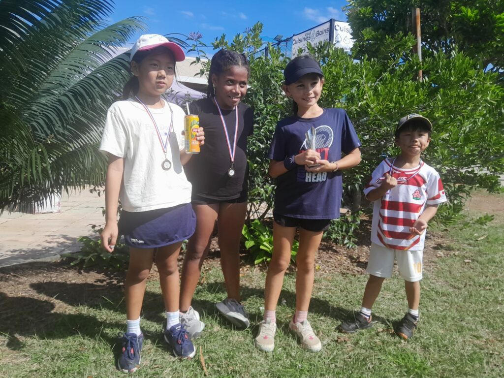 Tennis Club de Païta au tournoi Galaxie Balle Rouge à Nouméa